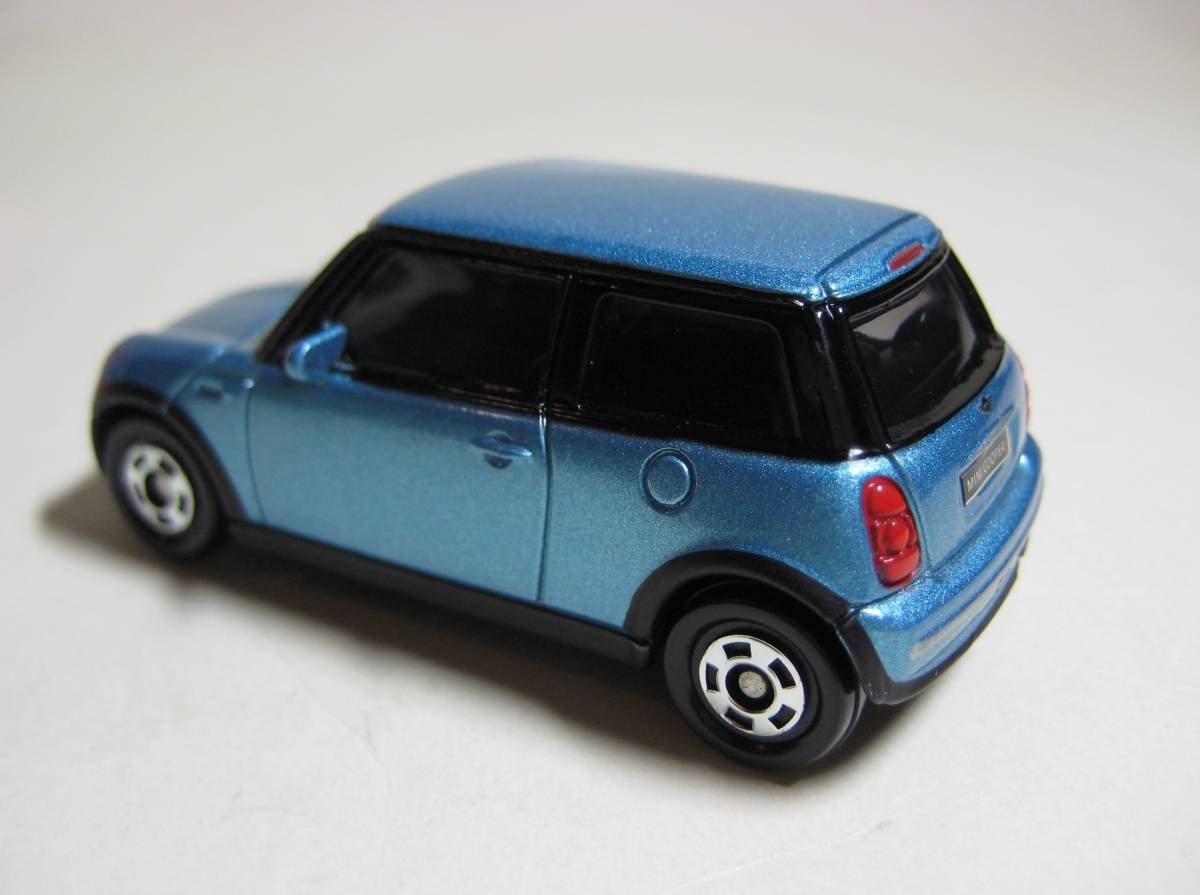 Amazon.co.jp: 絶版トミカ ミニ クーパー ＃43 車種 : おもちゃ